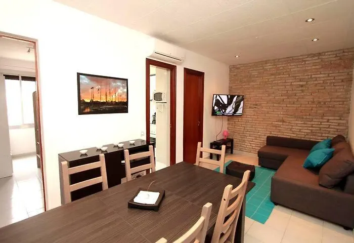 Modern Pad In A Great Old Barrio